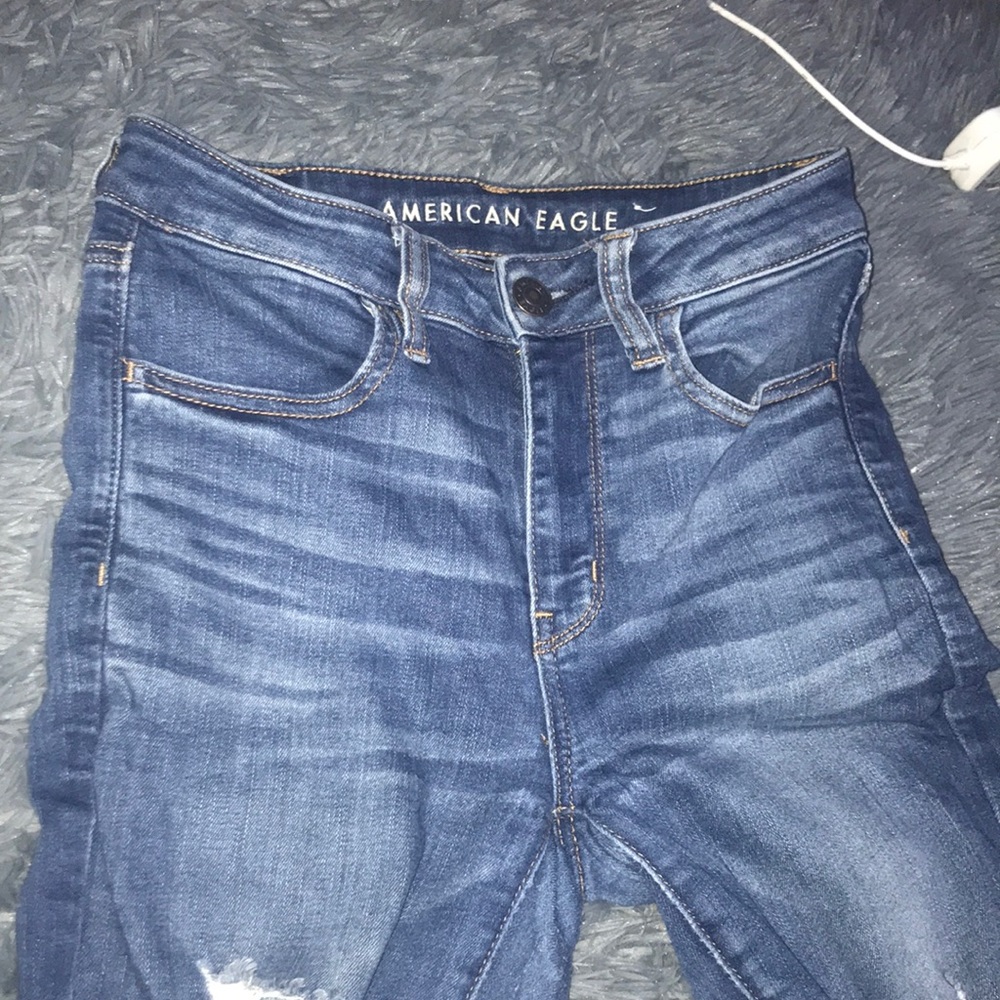 American Eagle ripped jeans size 6 - Picture 5 of 5